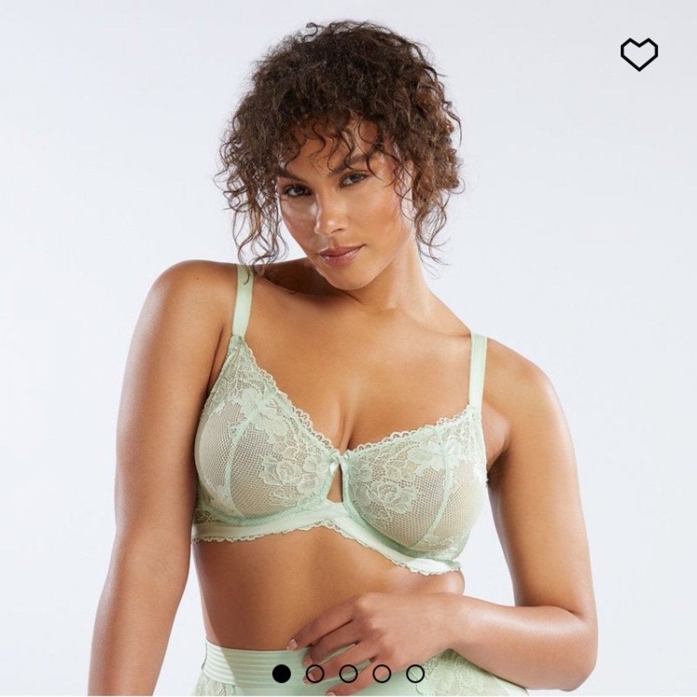 Savage x Fenty bra